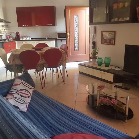 Ferienwohnung Alma House Porto Torres Exterior foto